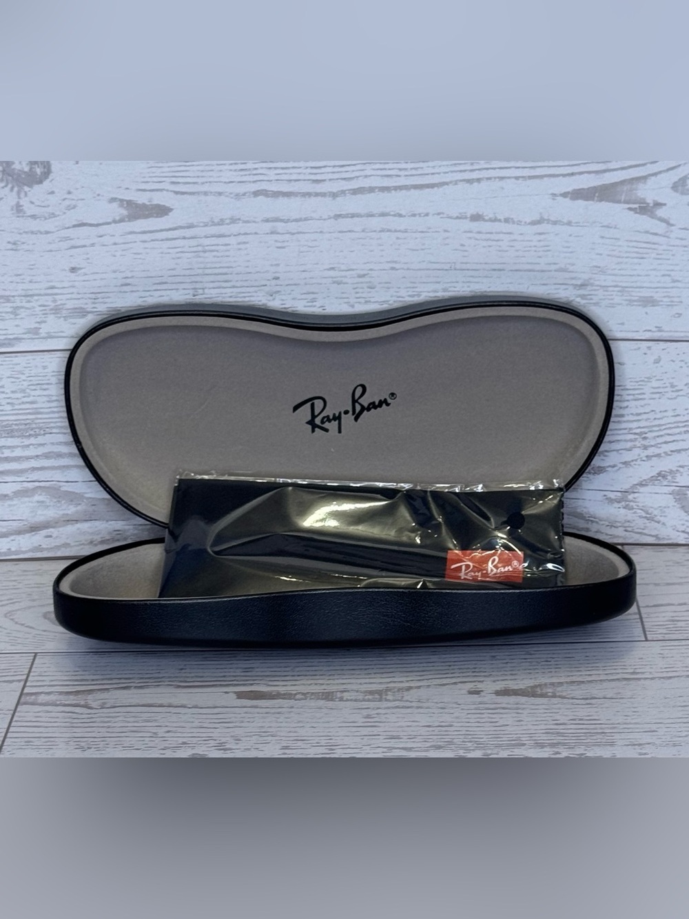 Ray-Ban Black Leatherette Hard Clam-Shell Case
